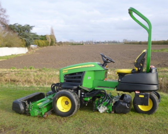 john-deere-2653b